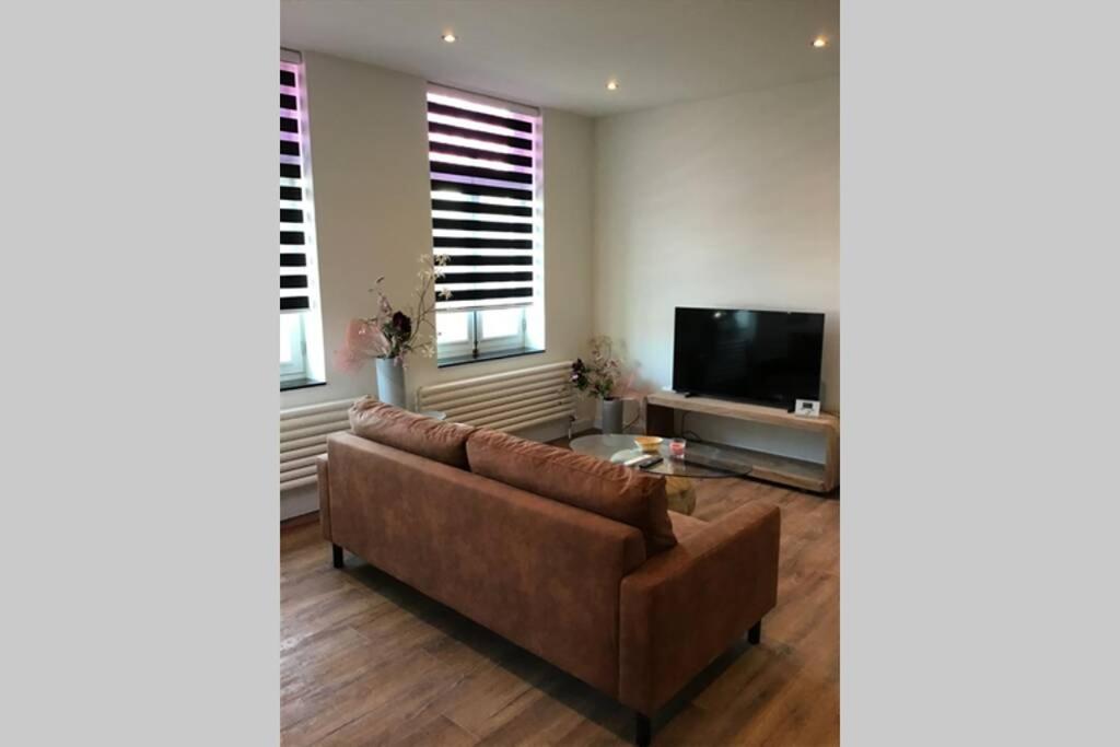 Sas Van Gent, Luxe Appartement In Centrum Exterior foto